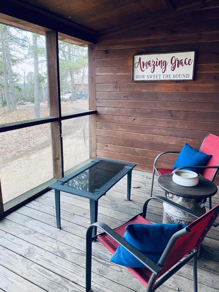 Cozy Cabin At Bear Mountain Log Cabins Eureka Springs Exterior foto